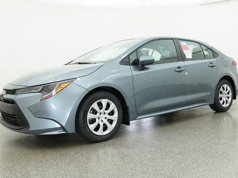 New 2026 Toyota Corolla LE FWD image 17