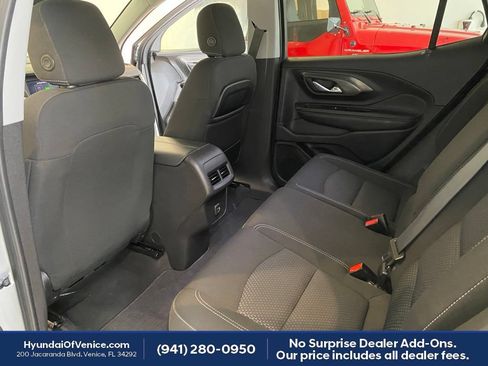 Used 2022 GMC Terrain SLE AWD/4WD image 27
