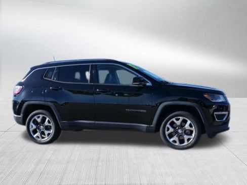 Used 2018 Jeep Compass Limited w/ Navigation Group image 2