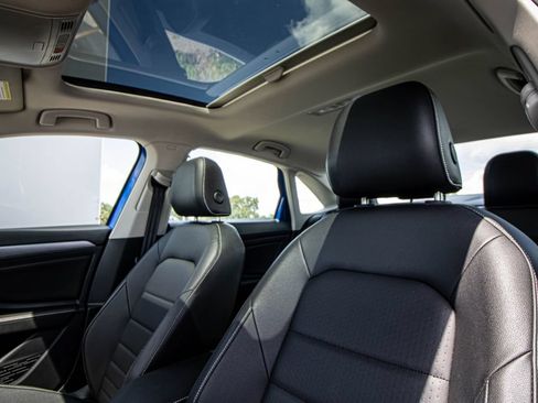 Used 2024 Volkswagen Jetta SE w/ Panoramic Sunroof Package FWD image 48