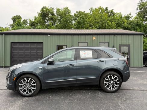 Used 2021 Cadillac XT5 Sportv w/ Platinum Package AWD/4WD image 3
