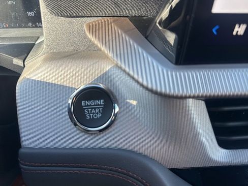 New 2026 Ford Explorer Active image 32