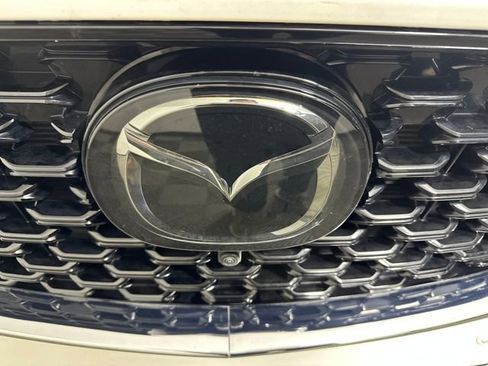 Used 2022 MAZDA CX-5 Signature image 9