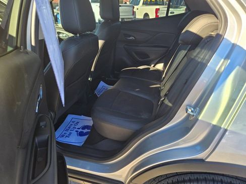 Used 2022 Buick Encore Preferred w/ Safety Package image 8