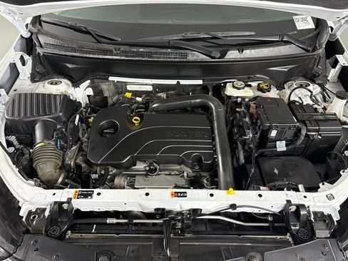 Used 2024 Chevrolet Equinox LT FWD image 43