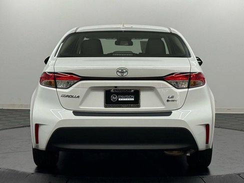 Certified 2026 Toyota Corolla LE image 8