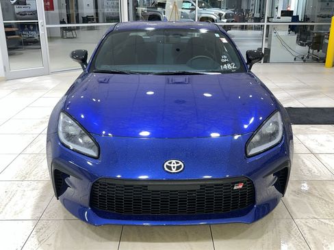 New 2025 Toyota GR86 Premium w/ ALL Weather Mat Package (TMS) image 3