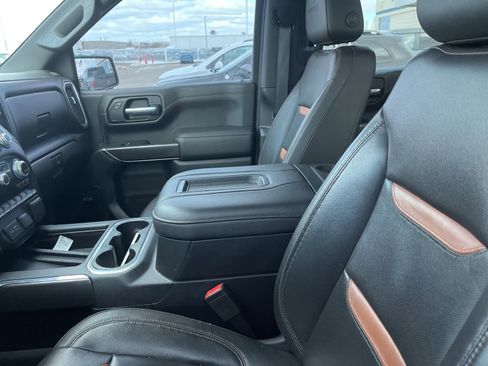 Used 2019 GMC Sierra 1500 AT4 w/ AT4 Premium Package image 28