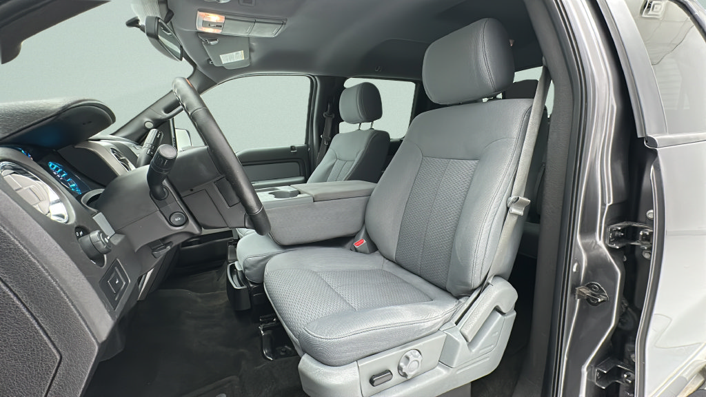 Used 2013 Ford F150 XLT w/ Luxury Equipment Group AWD/4WD image 15