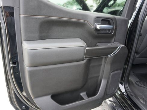 Used 2021 GMC Sierra 1500 AT4 w/ AT4 Premium Package AWD/4WD image 16