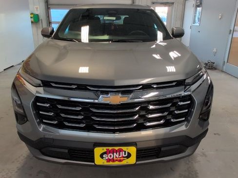 Used 2026 Chevrolet Equinox LT w/ Convenience Package II image 8