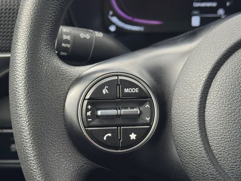 Used 2023 Kia Soul LX FWD image 21