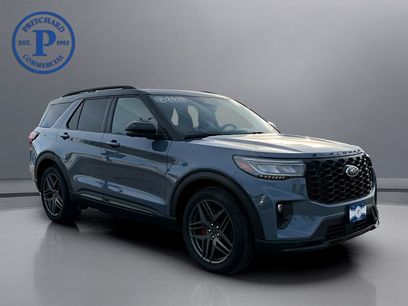 Used 2025 Ford Explorer ST