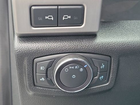 Used 2020 Ford F250 Platinum w/ FX4 Off-Road Package image 15