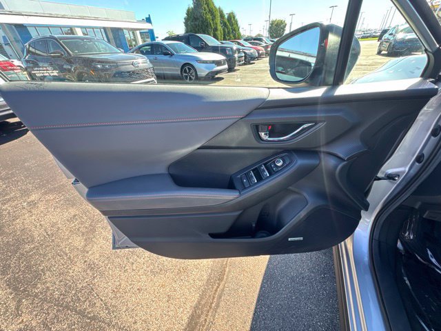 Used 2024 Subaru Crosstrek 2.5i Limited AWD/4WD image 19