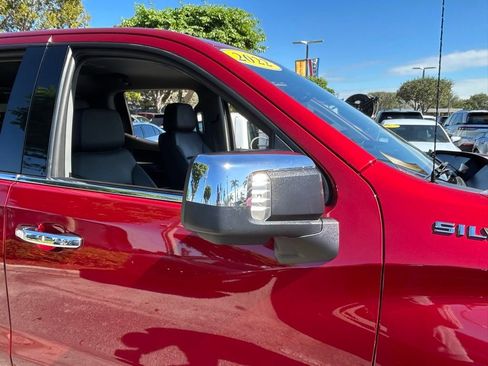 Used 2022 Chevrolet Silverado 1500 LTZ w/ Technology Package image 33