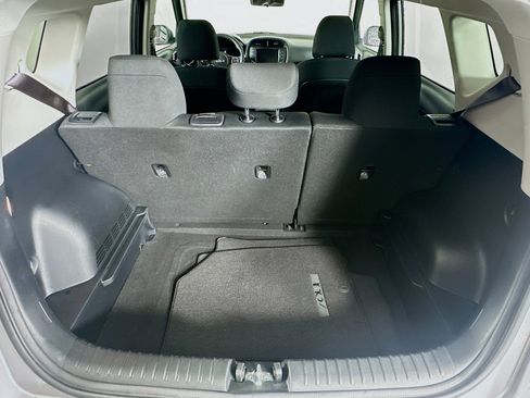 Used 2025 Kia Soul LX w/ LX Technology Package FWD image 27