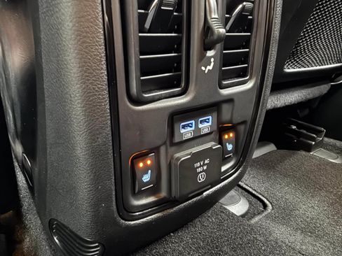 Used 2024 Dodge Durango R/T w/ Tow 'N Go Group AWD/4WD image 23