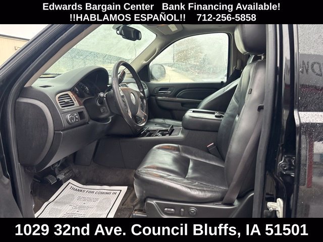 Used 2010 GMC Yukon XL Denali AWD/4WD image 17