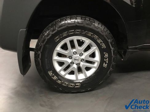 Used 2014 Nissan Xterra S image 24