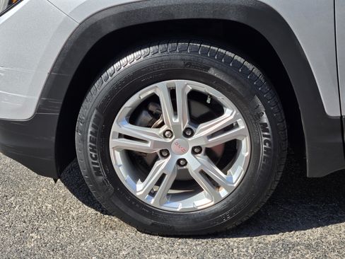 Used 2018 GMC Terrain SLE FWD image 16
