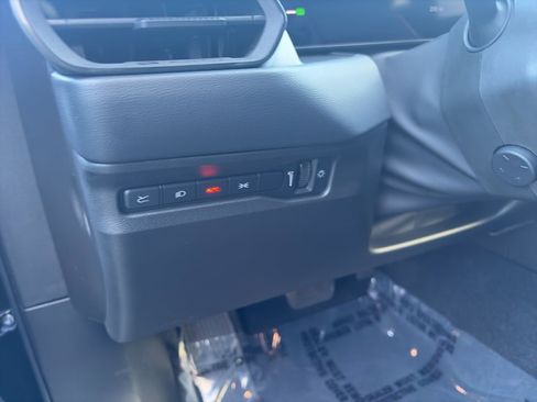 Used 2024 Dodge Charger R/T w/ Plus Group image 7