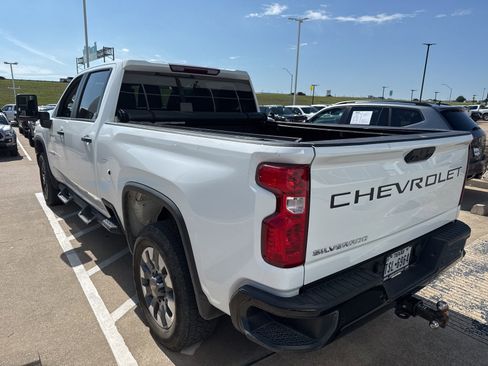 Used 2024 Chevrolet Silverado 2500 Custom w/ Custom Value Package AWD/4WD image 9