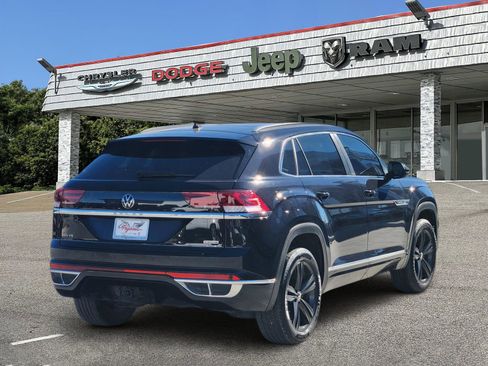 Used 2022 Volkswagen Atlas Cross Sport SEL R-Line image 5