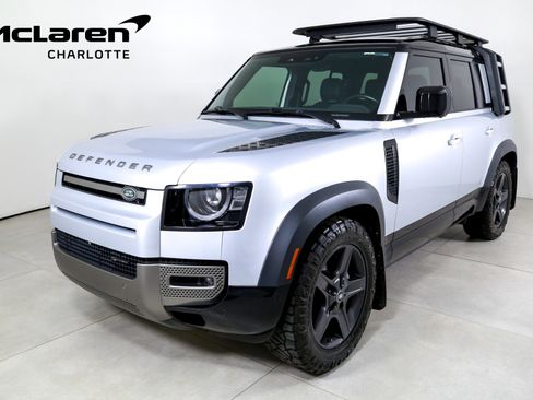 Used 2023 Land Rover Defender 110 X-Dynamic SE image 1