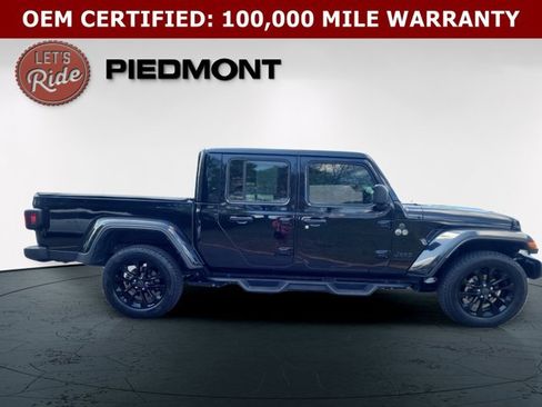 Used 2024 Jeep Gladiator Sport AWD/4WD image 4