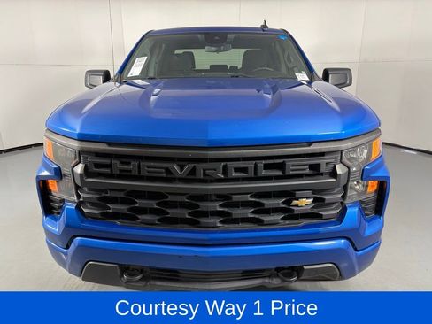 Used 2022 Chevrolet Silverado 1500 Custom RWD image 4