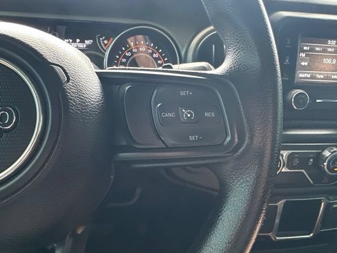 Used 2021 Jeep Wrangler Sport AWD/4WD image 17