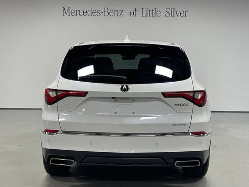 Used 2024 Acura MDX SH-AWD w/ Technology Package image 4