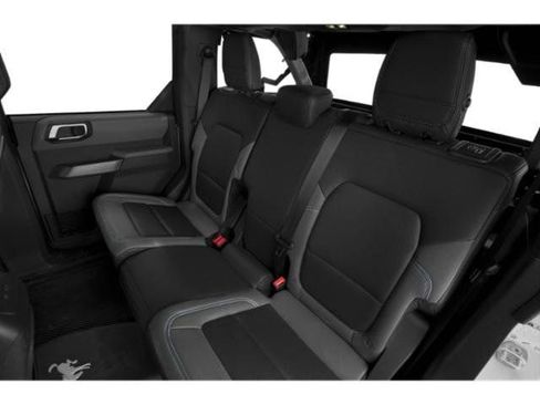 Used 2023 Ford Bronco Black Diamond AWD/4WD image 13
