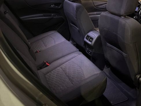 Used 2018 Chevrolet Equinox LT FWD image 11