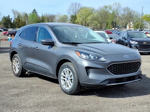 Certified 2021 Ford Escape SE w/ Convenience Package AWD/4WD image 1