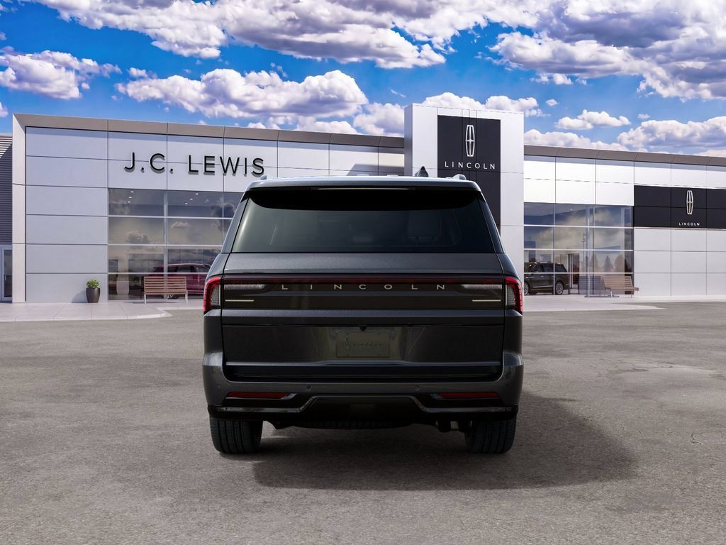 New 2027 Lincoln Navigator Reserve w/ Jet Appearance Package AWD/4WD image 5