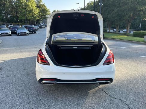 Used 2019 Mercedes-Benz S 560 4MATIC Sedan image 8