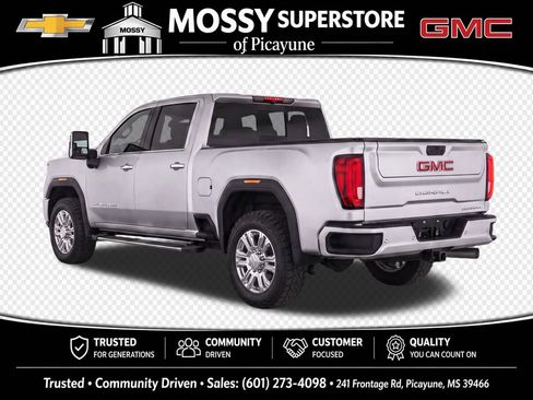 Used 2022 GMC Sierra 3500 Denali AWD/4WD image 3