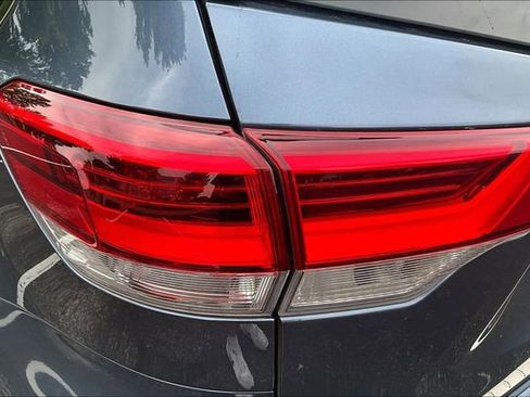 Used 2019 Toyota Highlander Limited Platinum w/ Protection Package #3 AWD/4WD image 23