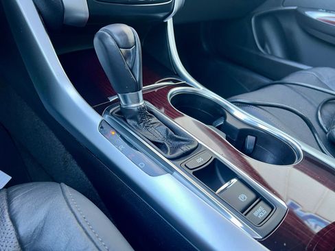 Used 2015 Acura TLX w/ Technology Package image 23