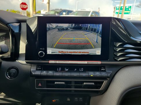 Used 2026 Toyota Camry SE FWD image 11