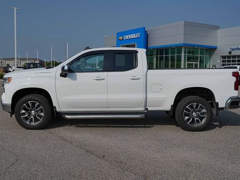 Used 2023 Chevrolet Silverado 1500 LT w/ Protection Package AWD/4WD image 10