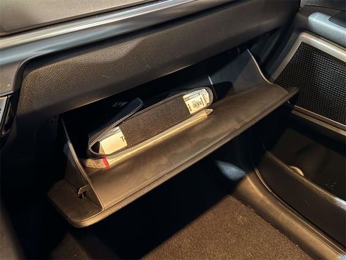 Used 2022 Kia Telluride LX image 31