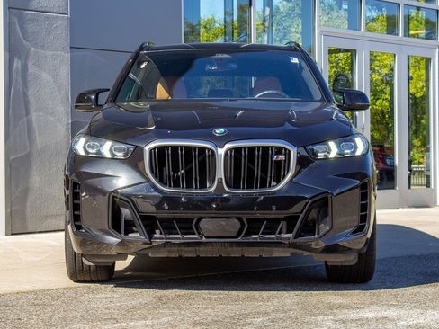 Used 2025 BMW X5 M60i w/ Climate Comfort Package image 2