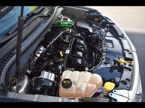 Used 2016 Lincoln MKC Reserve image 38