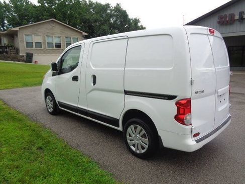 Used 2018 Nissan NV200 SV w/ Navigation Package FWD image 4