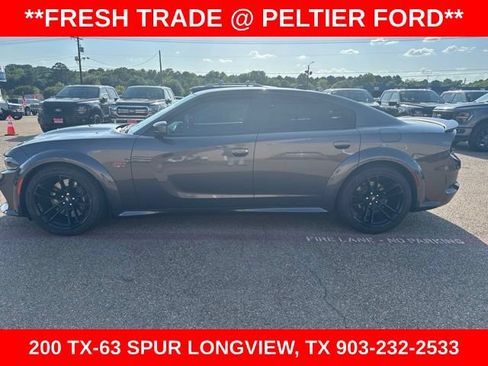Used 2020 Dodge Charger Scat Pack RWD image 4