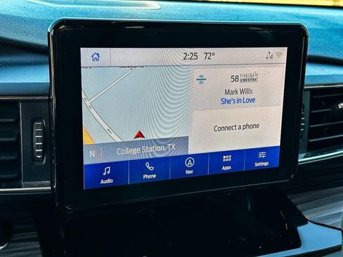 Used 2021 Ford Explorer Limited w/ Equipment Group 301A image 15