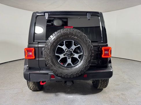 Used 2022 Jeep Wrangler Unlimited Rubicon w/ Steel Bumper Group AWD/4WD image 7